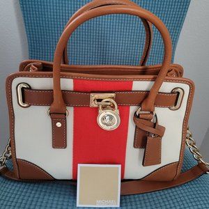 Michael Kors sachel or crossbody purse